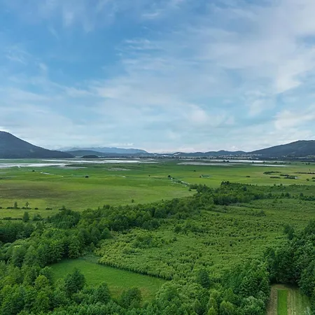 View - Happy * Grahovo